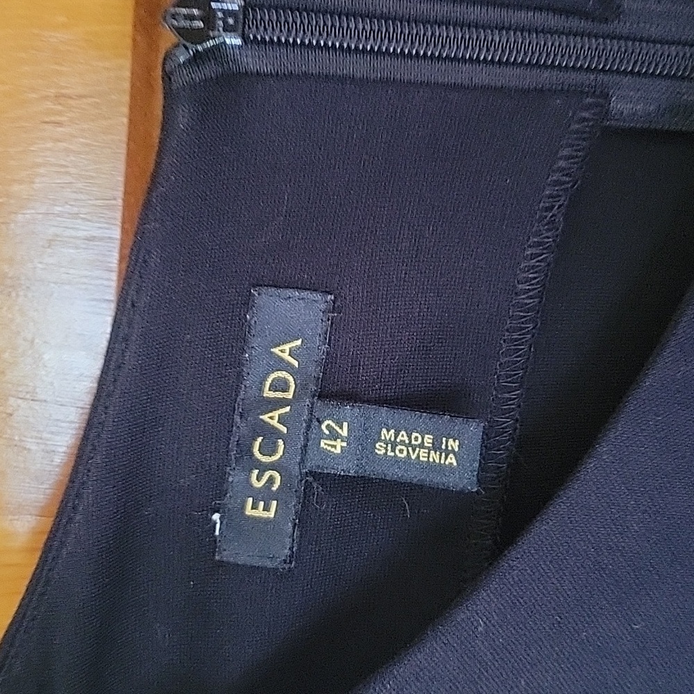 ESCADA Gathered Front 3/4 Sleeve Dress Size 42 US 8-10 - Picture 4 of 7